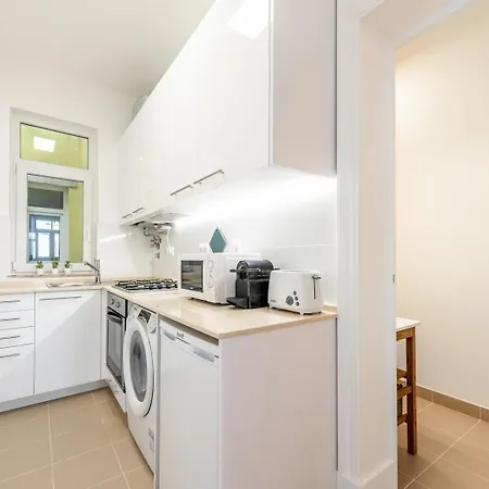 Апартаменти Guestready - Fado - In Saldanha